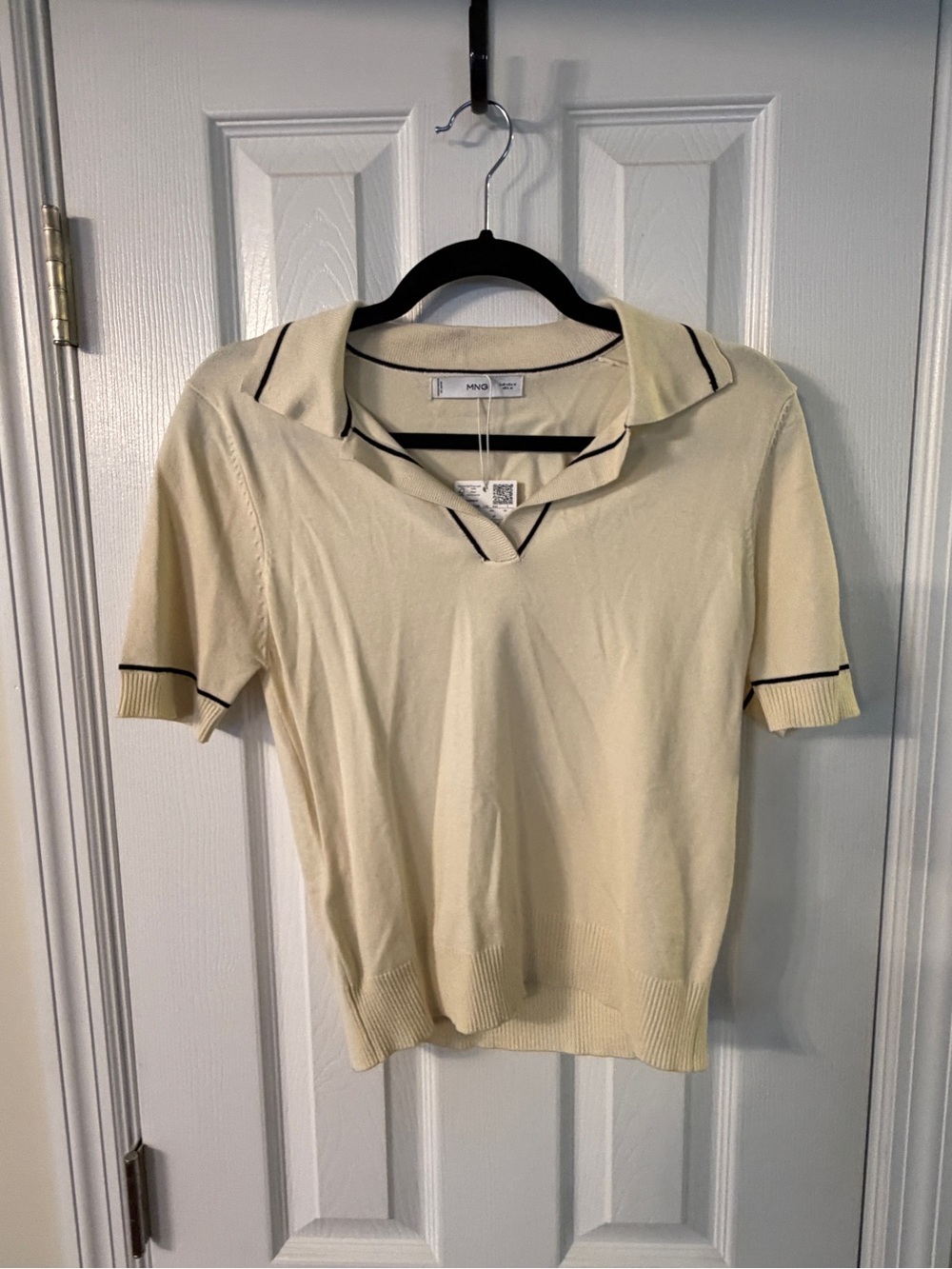 Mango Cream Short-Sleeve Polo with Black Piping